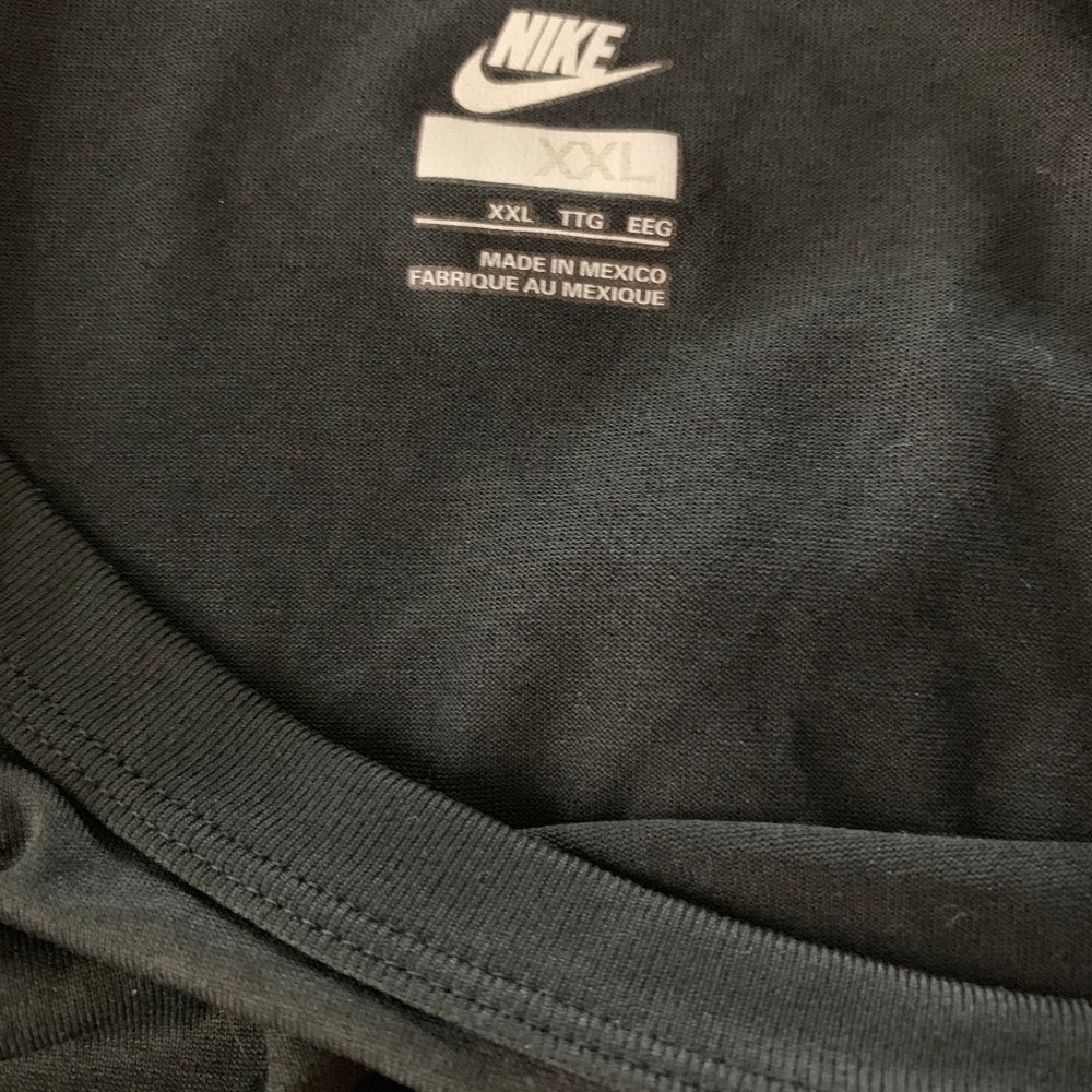 Nike Training xxl shirt mens short sleeve embroidered logo - Picture 7 of 7